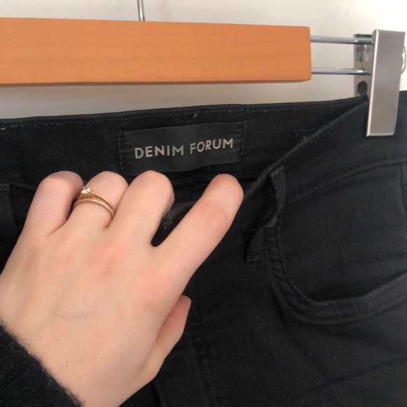 Aritzia - Denim Form jeans - Picture 2 of 5